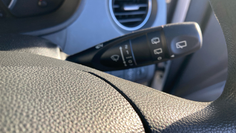 Hyundai i10 1.0 SE 5dr Petrol Hatchback